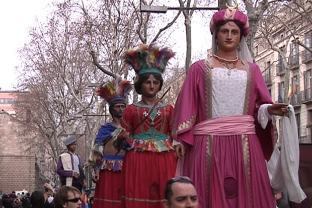 La jornada més tradicional de les Festes de Santa Eulàlia | castellers, Castellers de Barcelona, Castellers de la Sagrada Família, Castellers de la Vila de Gràcia, Castellers de Sants, Castellers del Poble Sec, colla castellera Jove de Barcelona, Festes de Santa Eulàlia, gegants