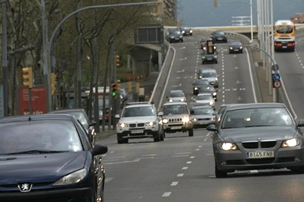 Trànsit vol crear carrils bus-VAO o bus-moto a tots els accessos de Barcelona |