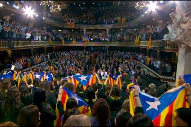 Fernández Díaz critica la presència massiva d’estelades al concert de Sant Esteve | Alberto Fernández Díaz, Ciutadans, Orfeó Català, PP