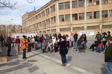 La situació dels desallotjats de la nau de Puigcerdà no millora