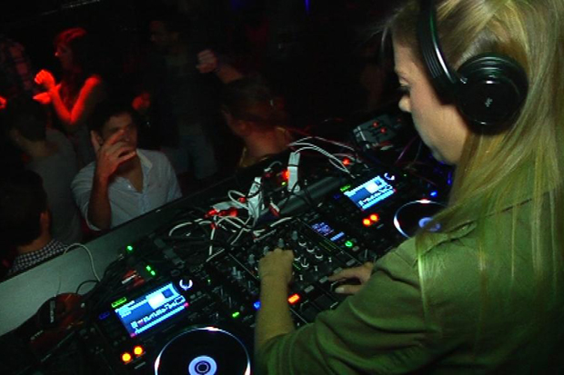 ListToWin, un web que paga els usuaris per captar clients a les discoteques | discoteca, emprenedors, oci nocturn, webs