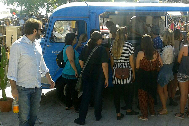 Èxit de públic de l’Eat Street a la plaça de les Glòries | plaça de les Glòries Catalanes