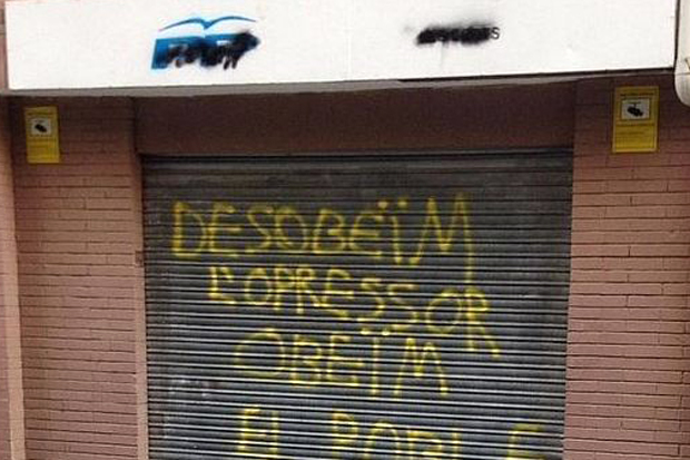 El PP denuncia atacs a les seus de Sants i les Corts | PP