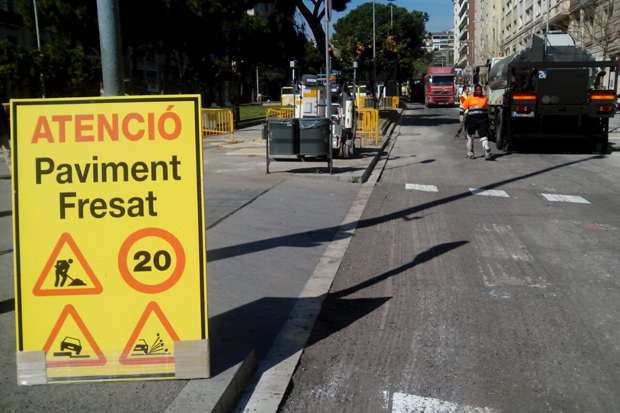 L’avinguda de Pau Casals, tallada per asfaltatge | obres