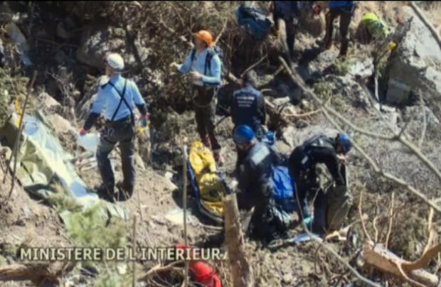 Donen per finalitzada la cerca de les víctimes del sinistre de Germanwings | Accidents, Aeroport Josep Tarradellas Barcelona-el Prat, aviació, sinistre aeri Germanwings