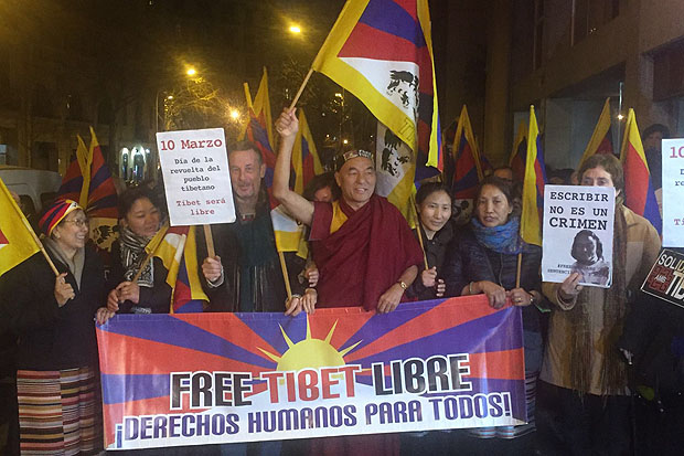 La causa tibetana es manifesta a Barcelona | la Xina, manifestacions a Barcelona, protestes