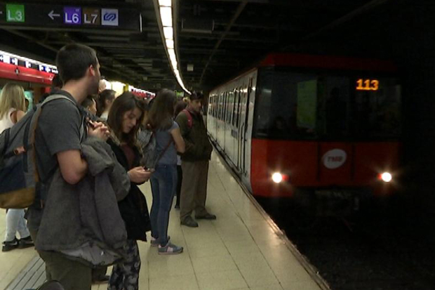 Nova vaga parcial al metro els dies 26 i 27 d’abril | metro, vaga de metro