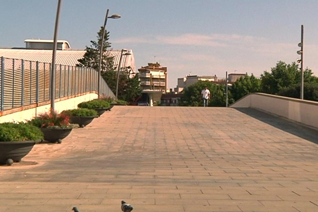 El pont de Sant Joan deixa la ciutat deserta però les platges plenes de gom a gom | platges, revetlla