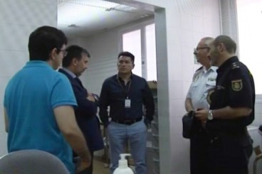 El director general de la Policia visita el CIE