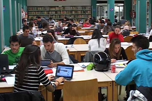 El 75 % dels Erasmus es voldrien quedar a Barcelona un cop acabats els estudis | estudiants, universitats