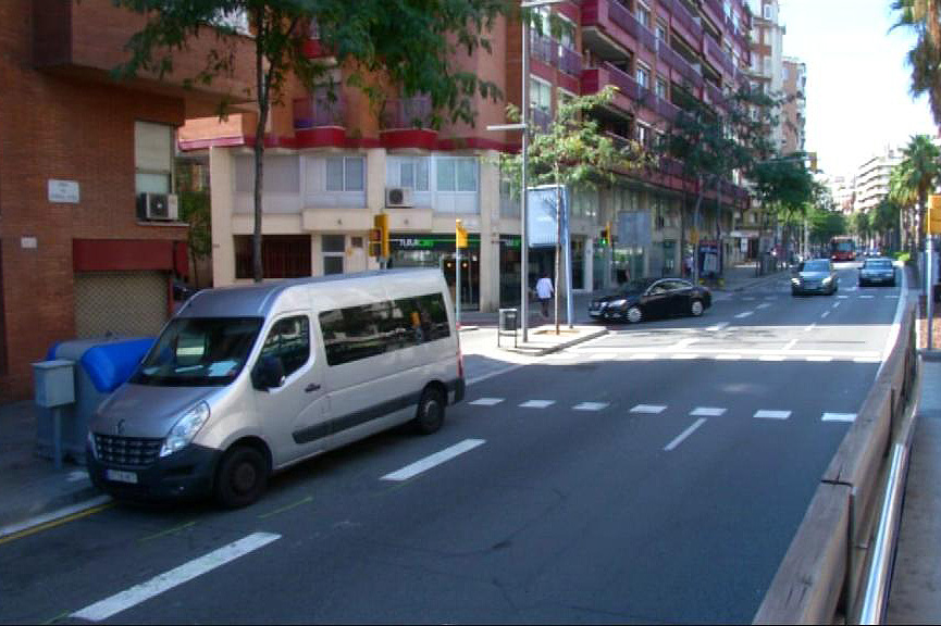 Mor una dona atropellada per una moto a la ronda del General Mitre | Guàrdia Urbana, trànsit