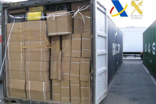 Decomissen 950.000 paquets de tabac de contraban valorats en 3,7 milions d’euros | port de Barcelona