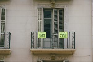 L’accés a l’habitatge, el problema més greu de la ciutat segons la síndica