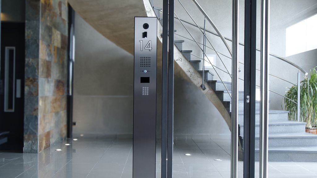 Els videoporters, al ‘Viure a Barcelona’ | humor, seguretat, tecnologia