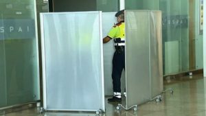 S’habiliten dos espais a l’aeroport per rebre els familiars de les víctimes