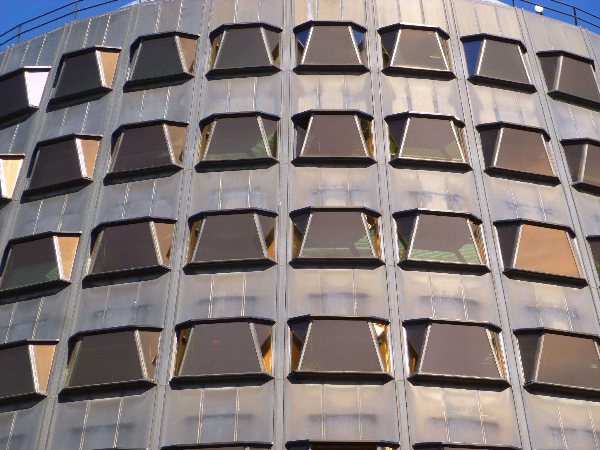 El Constitucional també suspèn la llei de transitorietat jurídica | independència, Parlament de Catalunya, Tribunal Constitucional