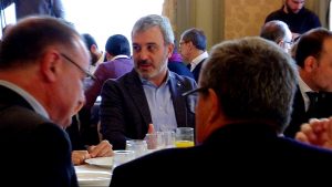 Collboni: “Hauria estat una bona notícia que tothom fos al carrer”