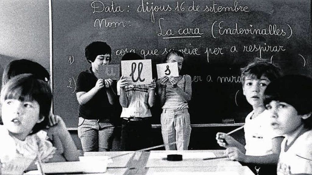 ‘Va passar aquí’: El naixement de la immersió lingüística | català, escola, immersió lingüística