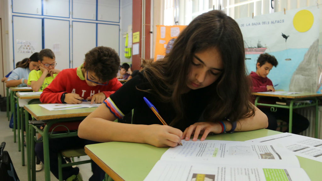 Gairebé 14.000 barcelonins de sisè de primària s’examinen de competències bàsiques | educació primària