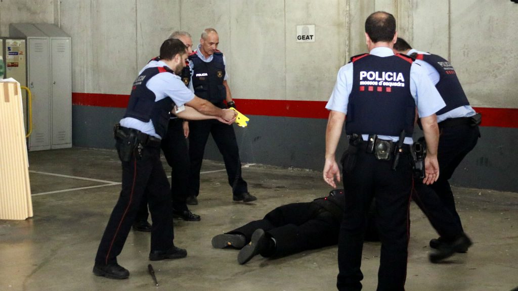 pistola t&agrave;ser