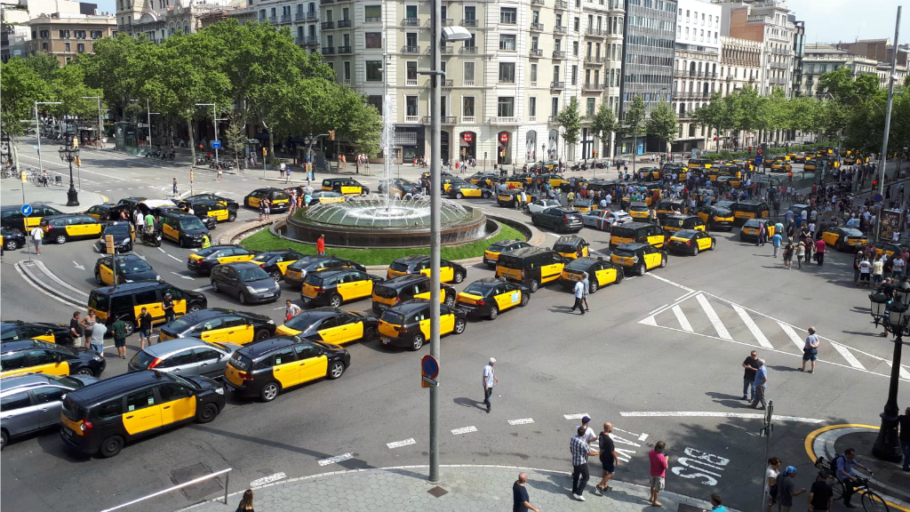 Tall Gran Via taxis