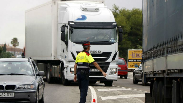 Els transportistes demanen estar exempts del certificat de ...