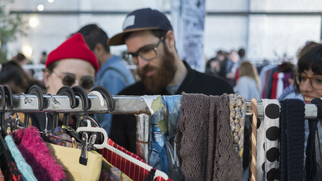 Give'me 5!, mercat de Nadal