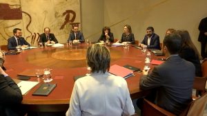 El govern aprova el decret per regular els vehicles amb llicència de VTC