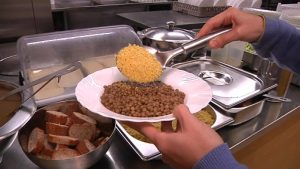 Un menjador vegetarià a l’Escola Urgell