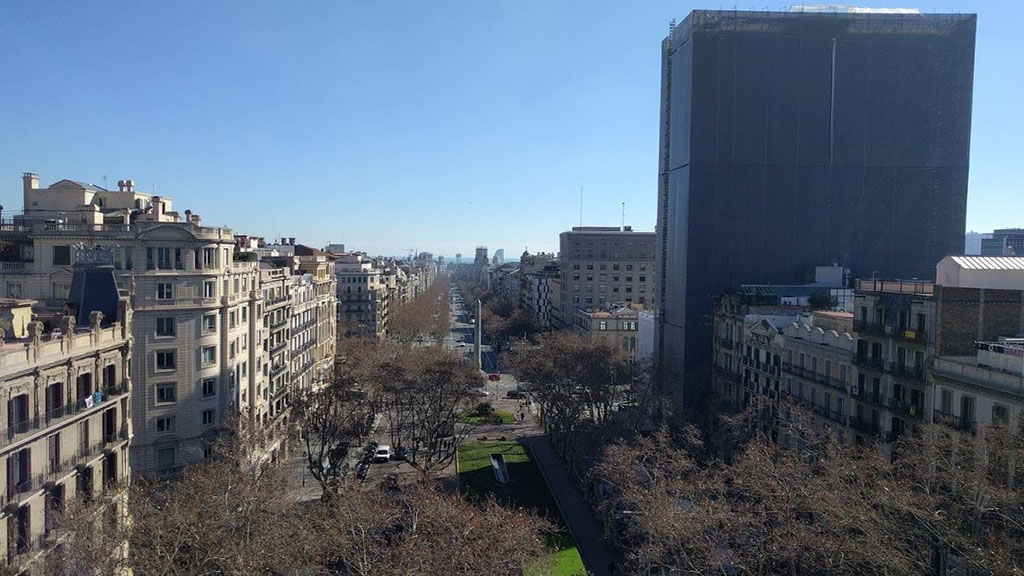 Cel ras al Passeig de Gràcia