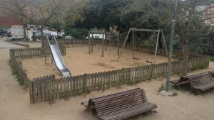 Un gos potencialment perillós fereix un nen petit a Ciutat Meridiana