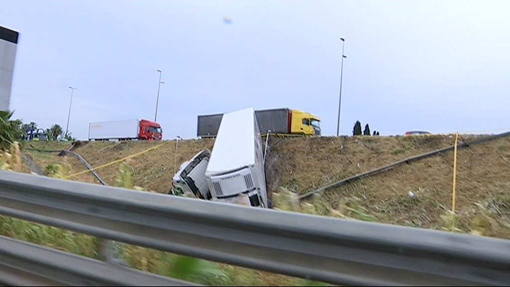 Cami&oacute; bolcat a la Zona Franca