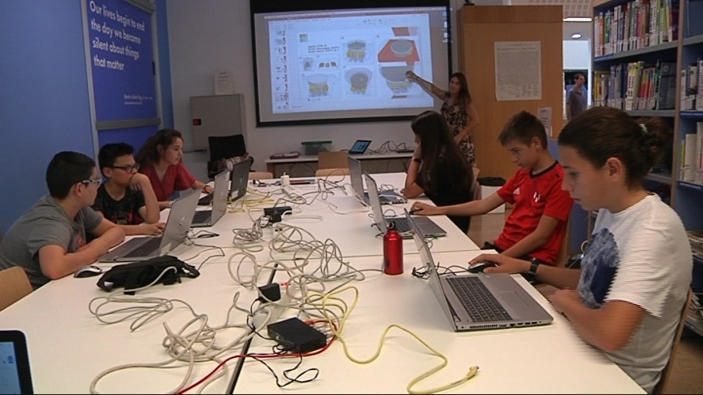 Tallers de creacio i impressio 3D a la Biblioteca Ignasi Iglésias - Can ...