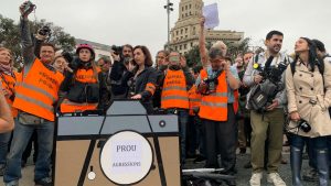 Professionals de la informació es concentren a la plaça de Catalunya contra les agressions