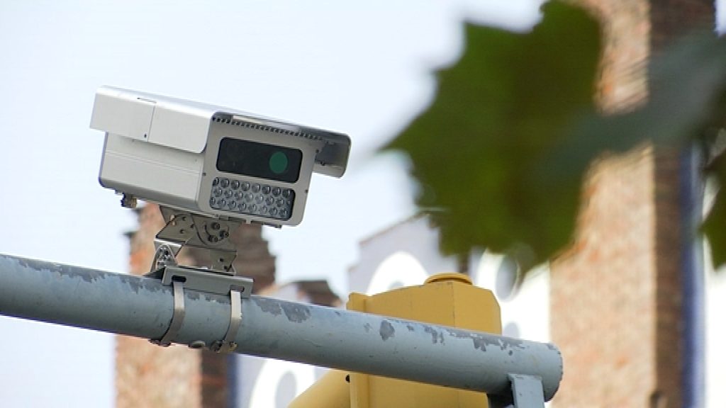 C&agrave;mera zona baixes emissions