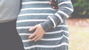 Les embarassades amb coronavirus greu tenen una síndrome que es pot confondre amb la preeclàmpsia