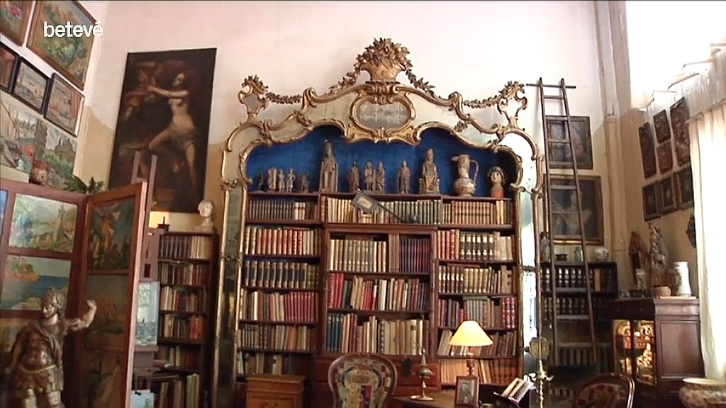 L'estudi del pintor Oleguer Junyent, un petit museu d'antiguitats betevé