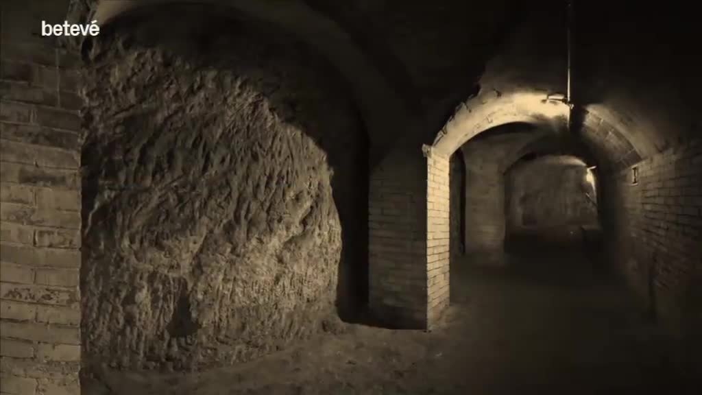 40 espais de la Guerra Civil a Barcelona que encara pots veure avui | Guerra Civil, memòria històrica, patrimoni