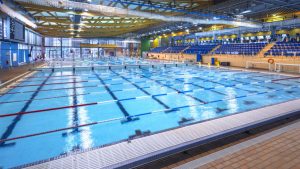 Els clubs de natació demanen que les instal·lacions continuïn obertes