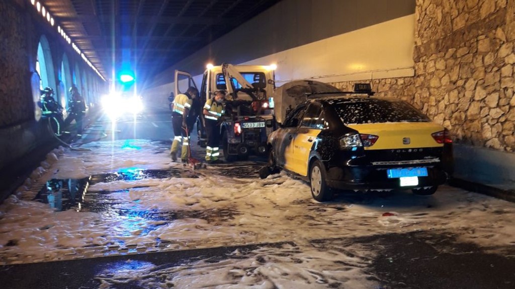 taxi cremat ronda litoral