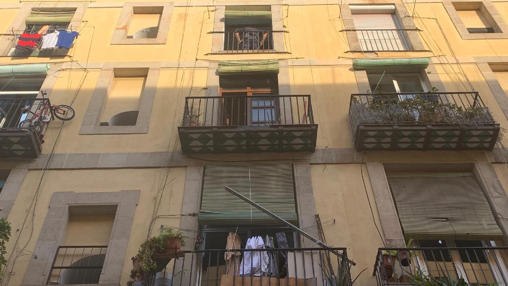 61 detinguts en un macrodispositiu policial al Raval i el Gòtic contra el narcotràfic | droga, Guàrdia Urbana, Mossos d'Esquadra, tràfic de drogues