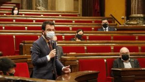 Ultimàtum del govern: s’han de complir les restriccions per evitar fer “un pas enrere”
