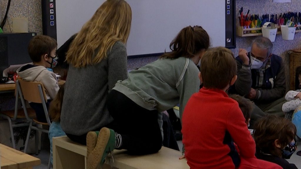 Els educadors socials volen estar més presents a les aules: "Som una peça clau" | Departament d'Educació, escola, Mossos d'Esquadra