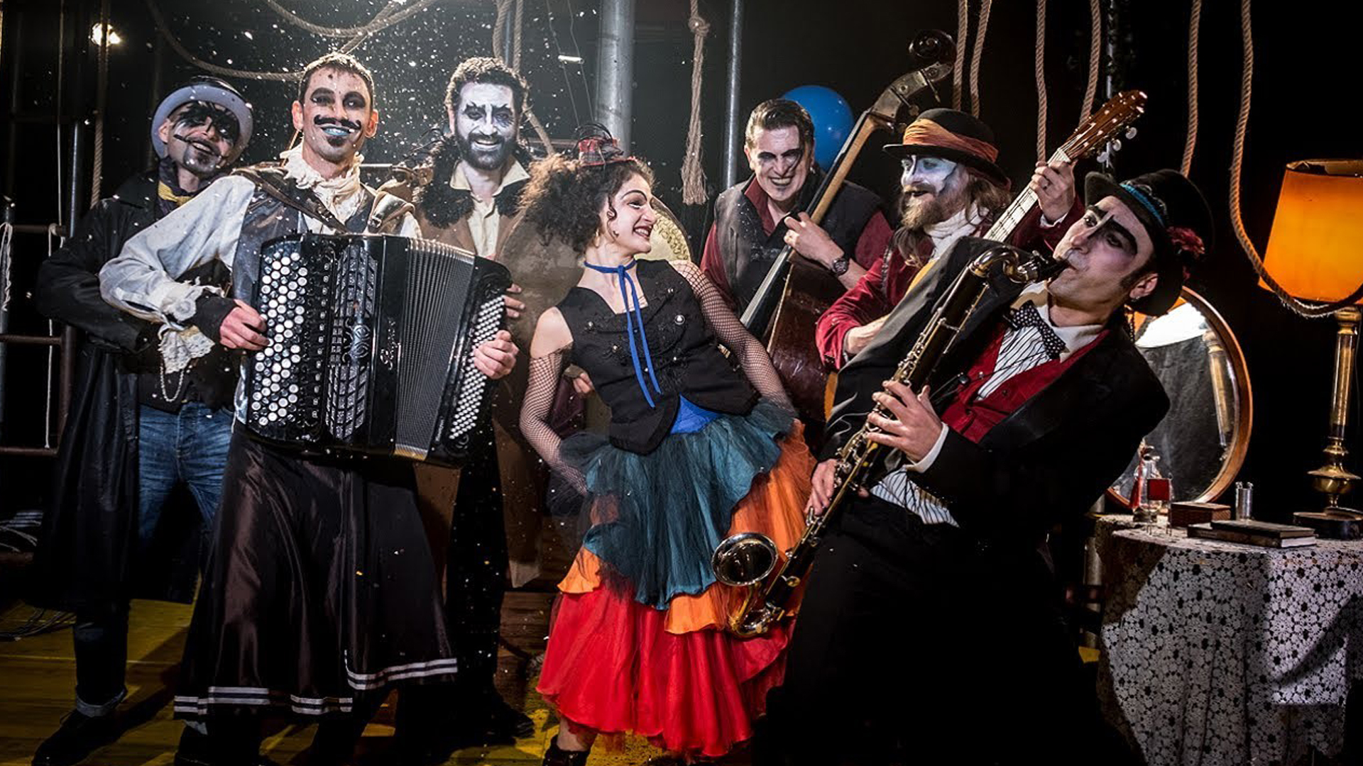 Petits plaers | músiques del món