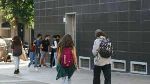 Els pediatres no veuen prioritària la vacunació entre els 12 i els 15 anys