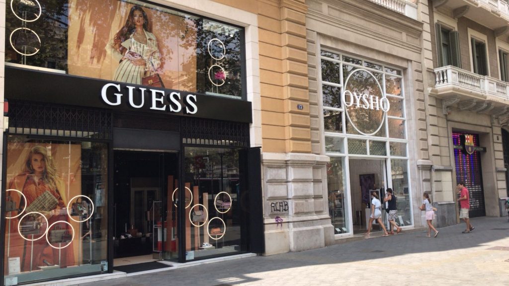 passeig de gracia botigues obertes