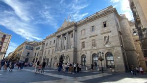 L’oposició recrimina a Colau que congelar tributs el 2022 no ajudarà a reactivar l’economia