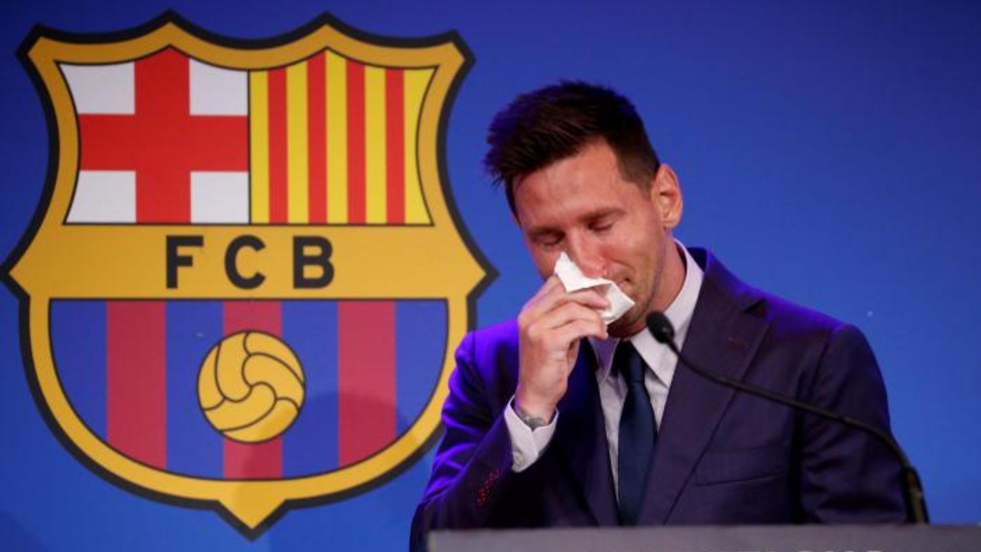 Leo Messi marxa del Barça i plora