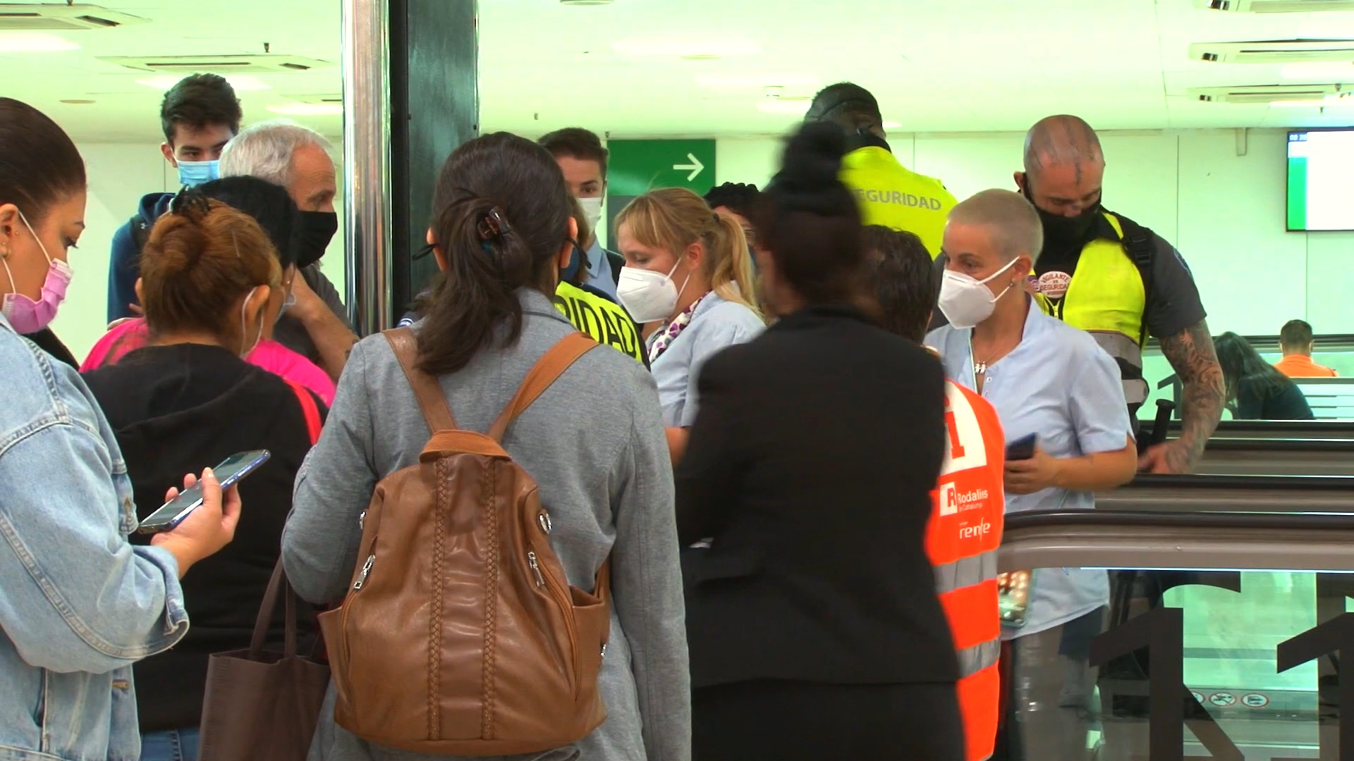 Renfe ha retornat prop de 10.000 bitllets en les quatre primeres jornades de vaga a Catalunya | Renfe, tren, vaga