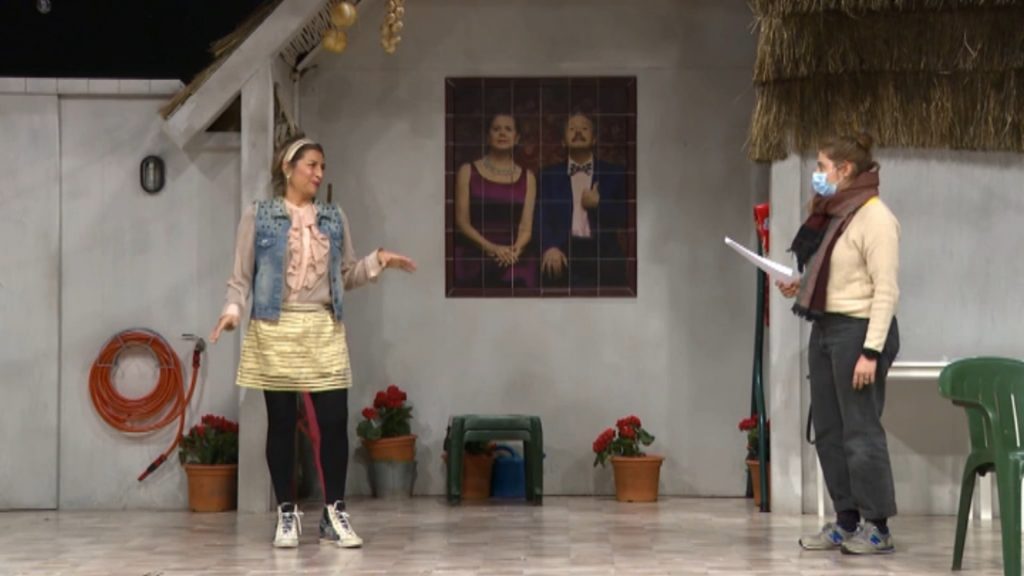 Un de cada quatre teatres de Barcelona, tancat per positius de covid | covid